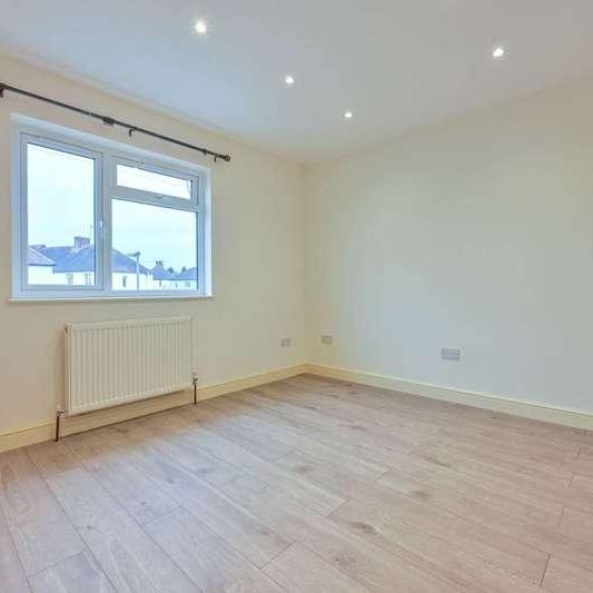 Canterbury Road, Stoughton, GU2 - Photo 1