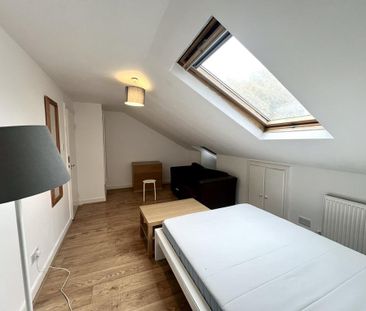 4 bedroom flat to rent - Photo 2