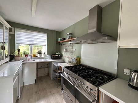 Room in a Shared House, Tynwald Drive, LS17 - Photo 4