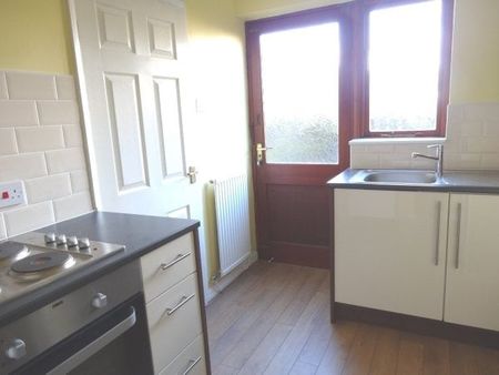 Broyd View, Greaves, Lancaster, LA1 - Photo 4