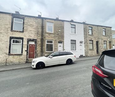 3 bed terraced house to rent in Laithe Street, Burnley, BB11 - Photo 2