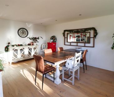 4 bedroom detached house to rent - Photo 4