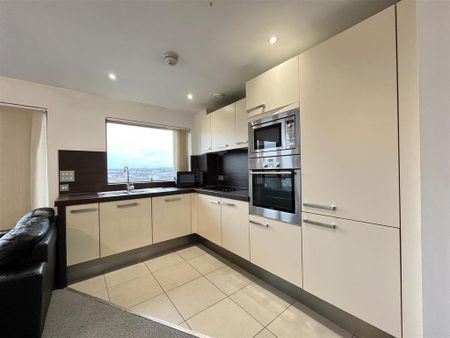 2 bedroom apartment to rent - Photo 4