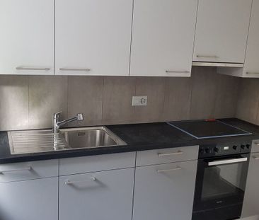 Bel appartement de 4 pièces rénové dans quartier familial. - Photo 5