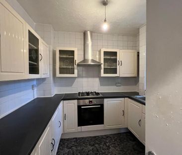 3 bedroom flat to rent - Photo 5