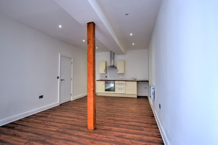 Healey Wood Road, Burnley - Photo 4