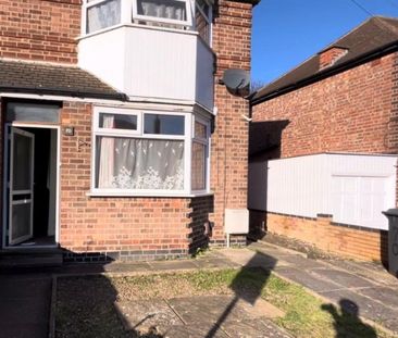 3 bedroom semi-detached house to rent - Photo 6