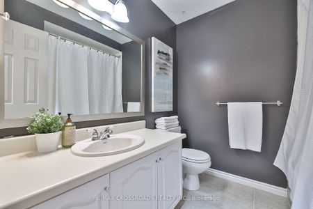 For Lease - 20 Wright Crescent Unit# Room 2, Ajax, Ontario - Photo 2