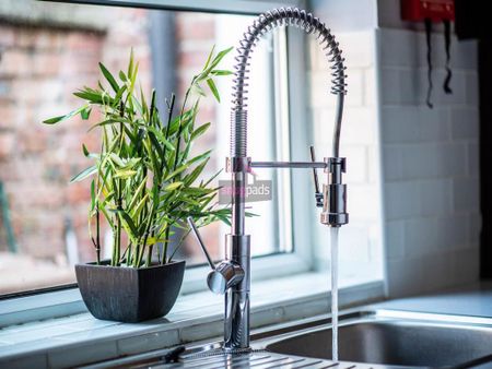 4 bedroom house to rent - Photo 2