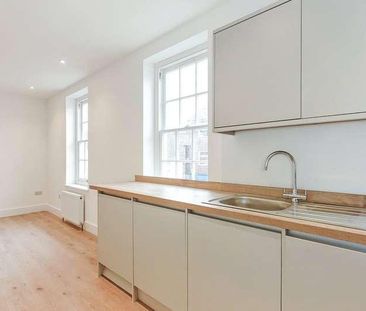 High Street, Alton, Hampshire, GU34 - Photo 5