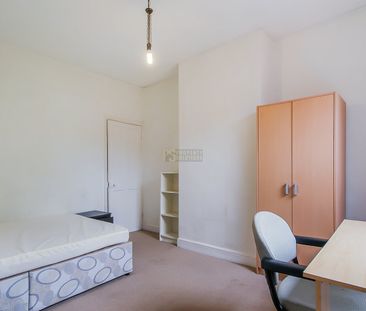 117 Warwards Lane - Photo 3