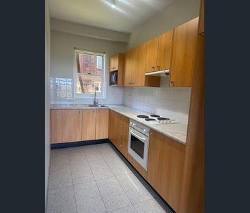 Fantastic two bedroom apartment with breathtaking city views - Photo 1