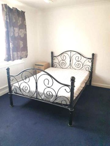 3 bedroom bungalow to rent - Photo 2