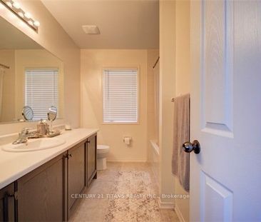 For Lease - 17 Headon Avenue, Ajax, Ontario - Photo 2