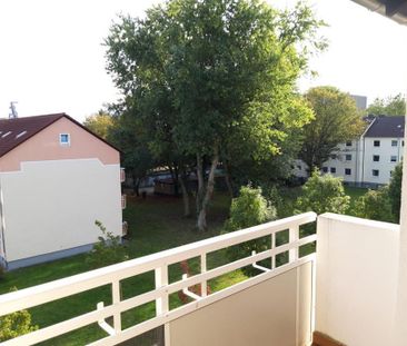 Bei VIVAWEST die Sonnenstrahlen auf dem eigenen Balkon genießen. - Photo 5