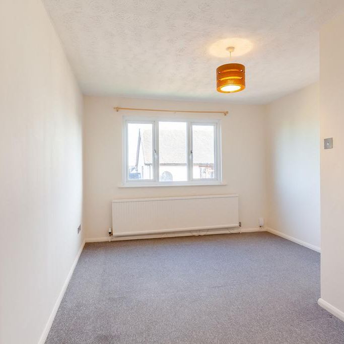 5 bedroom detached house to rent - Photo 1