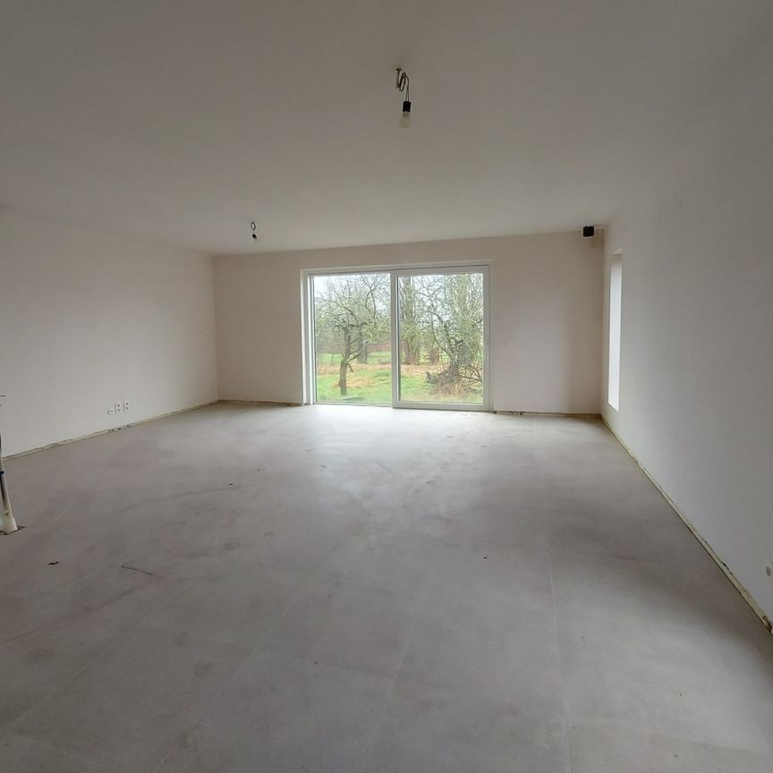 NIEUWBOUW HALFOPEN WONING / 595m² / 3 SLPK / GARAGE - Foto 1