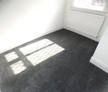 2 bedroom bungalow to rent - Photo 1