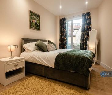 2 bedroom flat to rent - Photo 4