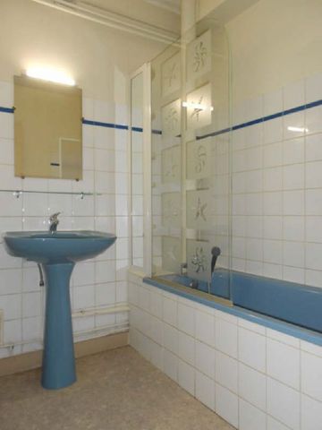 Location Appartement 3 pièces 57m² BESANCON 25000 - Photo 4