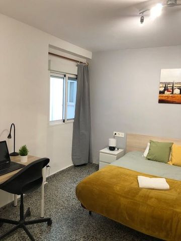 Carretera de Llíria, Burjassot, Valencian Community 46100 - Photo 5