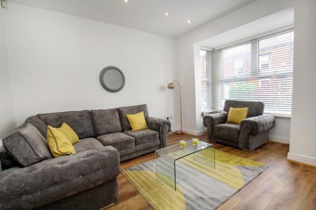 5 bedroom terraced house to rent - Photo 2