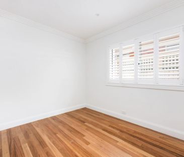 Hampton-Inspired Freshwater Beach Haven - Photo 4