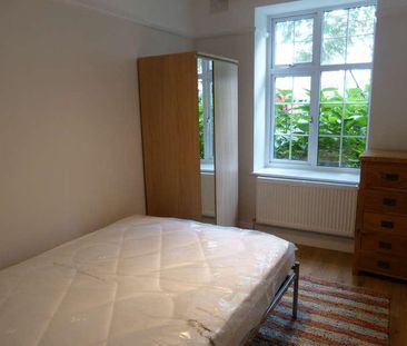 Moreland Court, NW2 - Photo 1