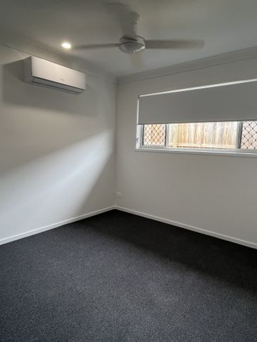 Prime Location, Brand New Duplex with Solar! - Photo 2