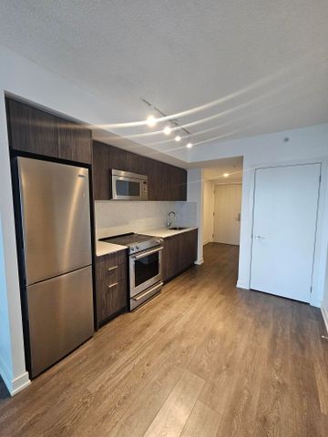 For Lease - 30 Samuel Wood Way Unit# 1011, Toronto, Ontario - Photo 3