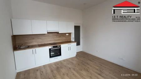 Pronájem bytu 1+kk 21,9 m - Photo 3