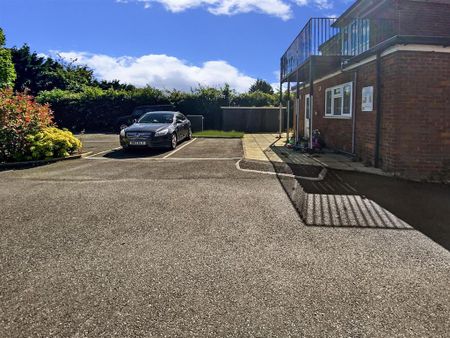 1 bedroom apartment to rent - Photo 5