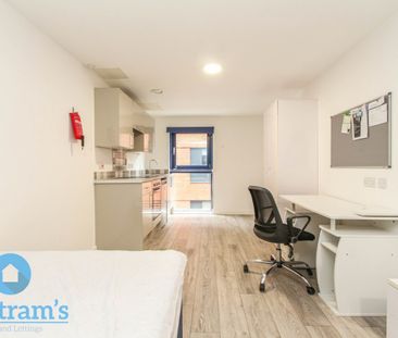 1 bed Apartment for Rent - Photo 1