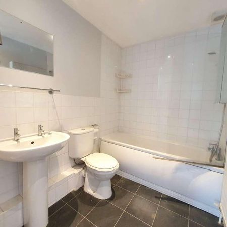 Linton Close, Tadley, RG26 - Photo 2