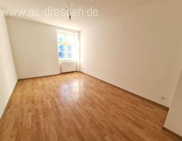 Schöne 2-Raum-Wohnung mit Balkon in saniertem Gründerzeithaus zentrumsnah in Chemnitz - Photo 1
