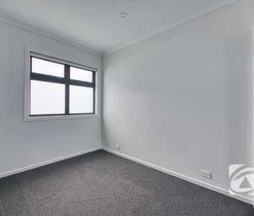 “LOCATION LOCATION LOCATION” - Photo 5