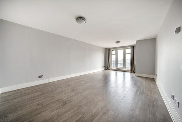 Charter Quay, Kingston Upon Thames KT1 - Photo 1