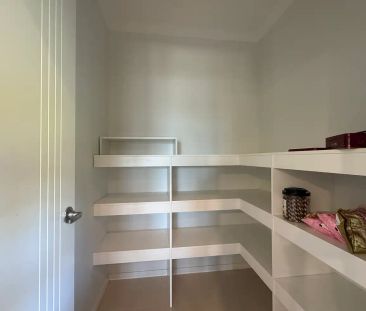 “Impressive Family Residence Offering Space, Style and Convenience” - Photo 3