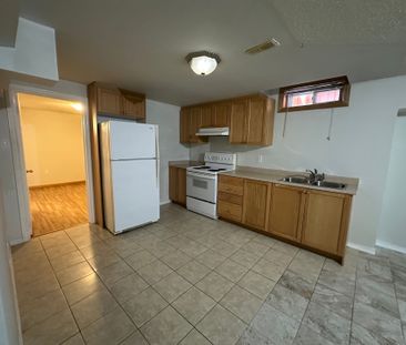 For Lease - 43 Windmill Boulevard, Brampton, Ontario - Photo 3