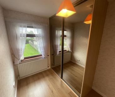 4 Hillside, - Photo 3