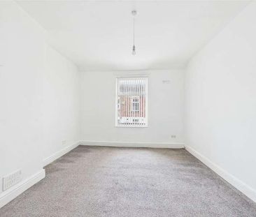 Clarence Road, Wallasey, CH44 - Photo 3