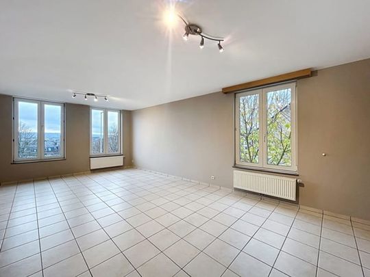 Appartement te huur - Foto 1