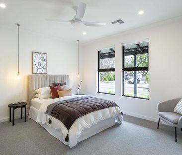 Stunning family home - great location - Photo 1