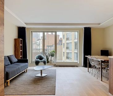 Appartement te huur - foto 1