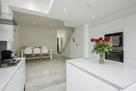 Lancaster Road , E17 6AJ - Photo 4