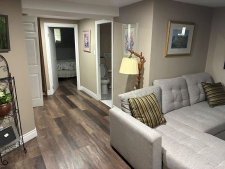 For Lease - 426 Seabourne Drive Unit# Lower level, Oakville, Ontario - Photo 5