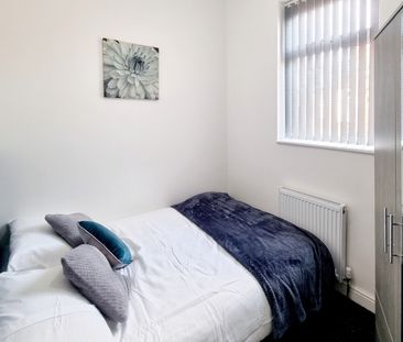 Room in a Shared House, Cowesby Street, M14 - Photo 5