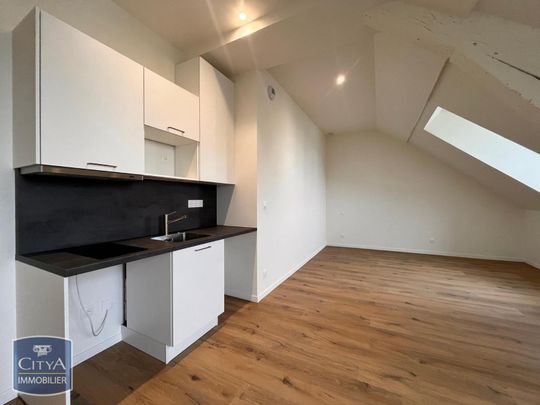 Location Appartement 1 pièce 34m² LAVAL 53000 - Photo 1