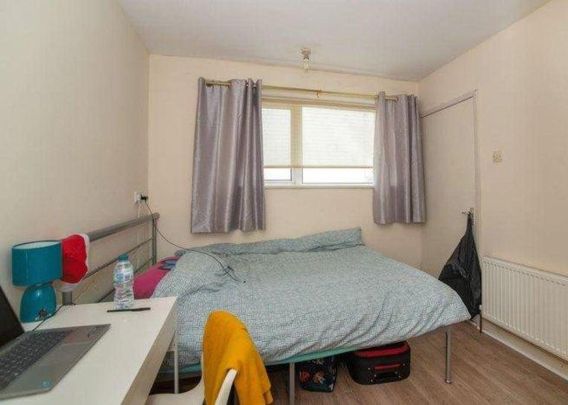 6 bedroom house share to rent - Photo 1