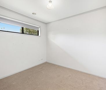 Low-Maintenance Living in a Convenient North Albury Location - Photo 5
